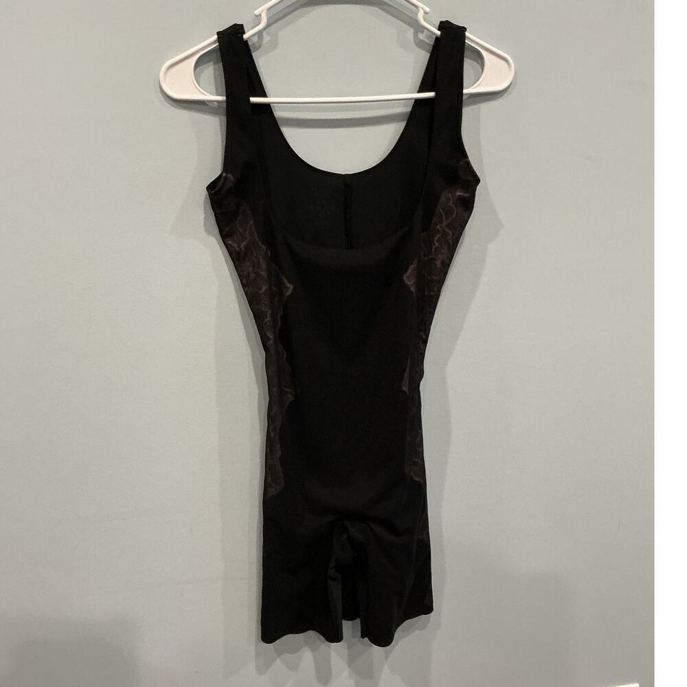 Assets by Spanx Womens Shapewear Size XL Black Lace Design Whimsigoth Girdle